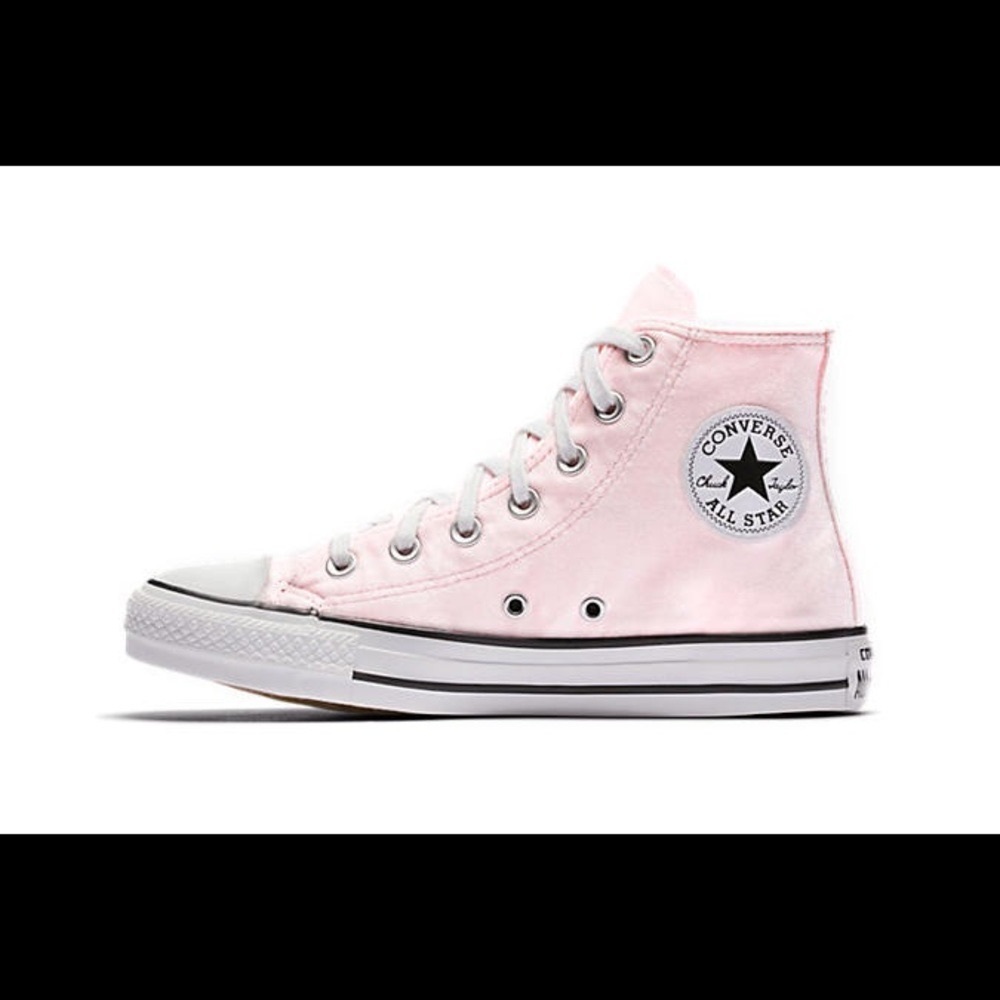 Pink velvet converse